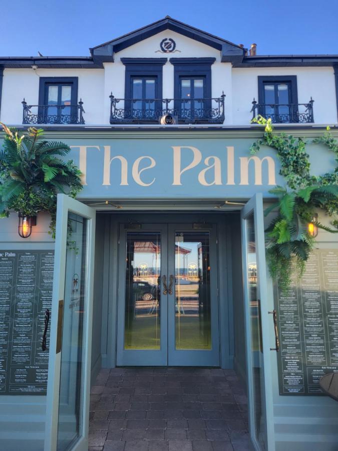 Отель The Palm Брей Экстерьер фото
